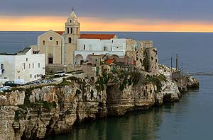 vieste, vieste appartamenti, vieste residence, vieste hotels, vieste vacanza, vieste alloggi, vieste agriturismo, vieste albergo, vieste pensione, vieste casa vacanza, vieste gargano, vieste pugnochiuso, pugnochiuso, gargano, puglia - Le magiche parole per la Tua vacanza a VIESTE